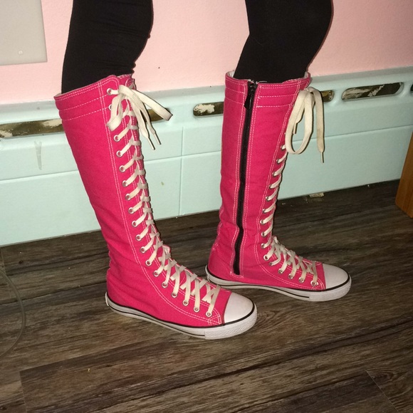 knee high pink converse